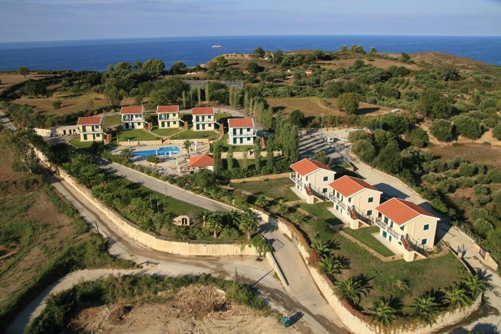 Liakas Village Esparta Exterior foto
