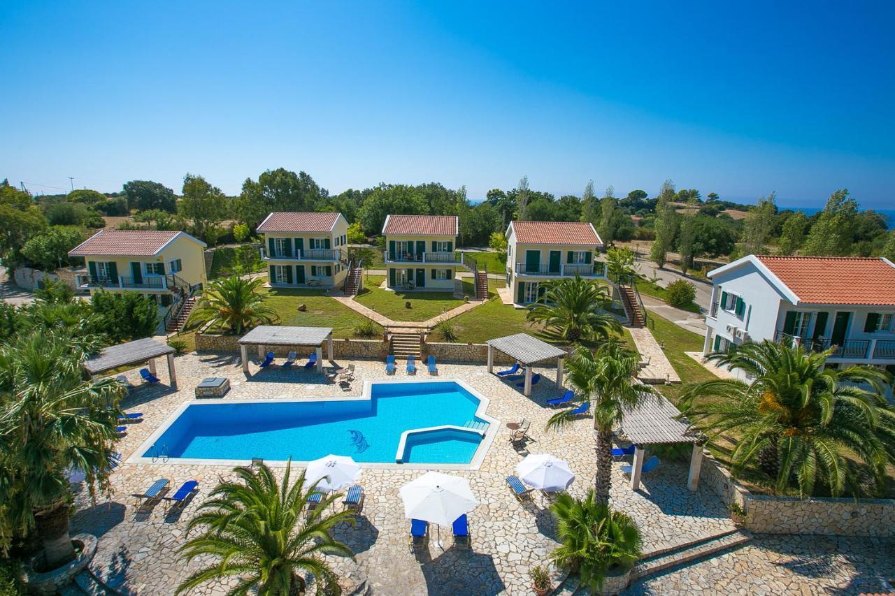 Liakas Village Esparta Exterior foto