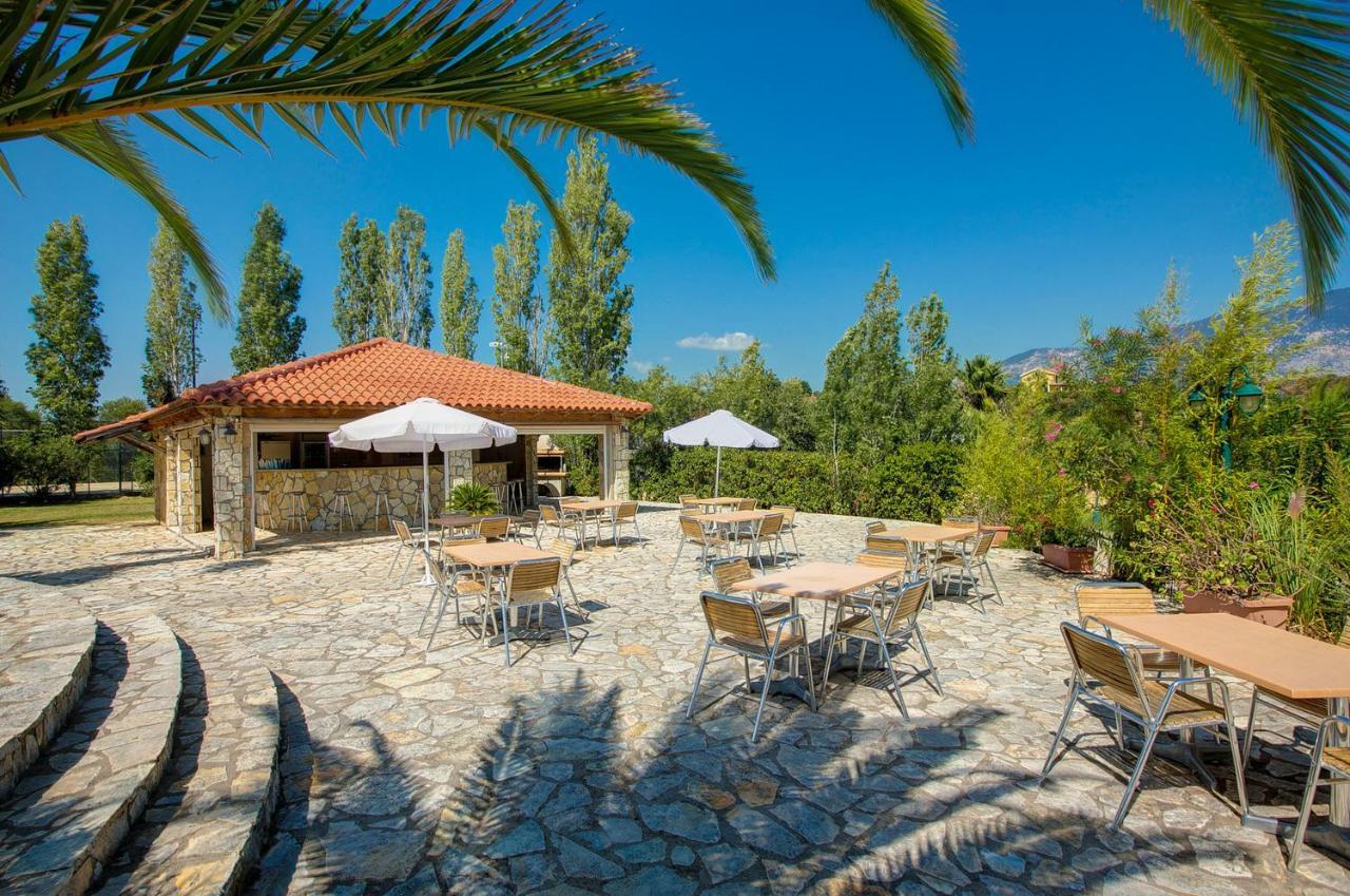 Liakas Village Esparta Exterior foto